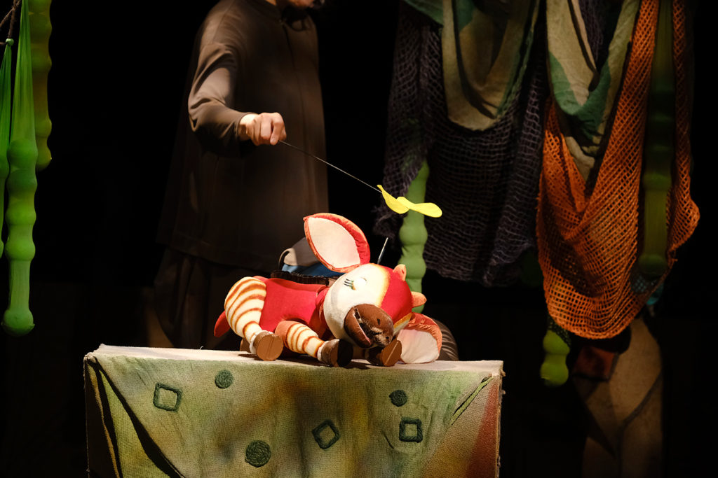 2/23人形劇団プーク公演『オカピぼうやのちいさなぼうけん』『きんぎょがにげた』